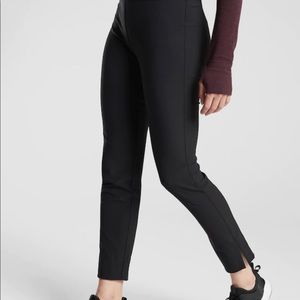 Wander Slim Ankle Pant